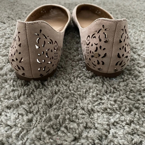 Franco Sarto Suede Cutout Detail Flats - Picture 7 of 7